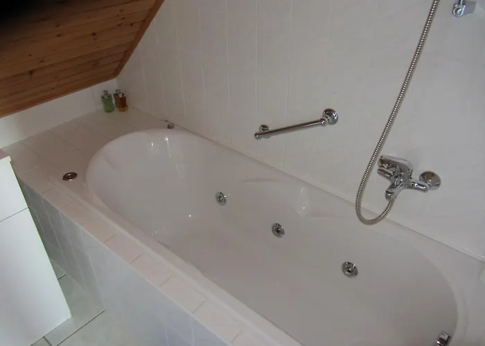 Дом отдыха Aranykagylo 36 *