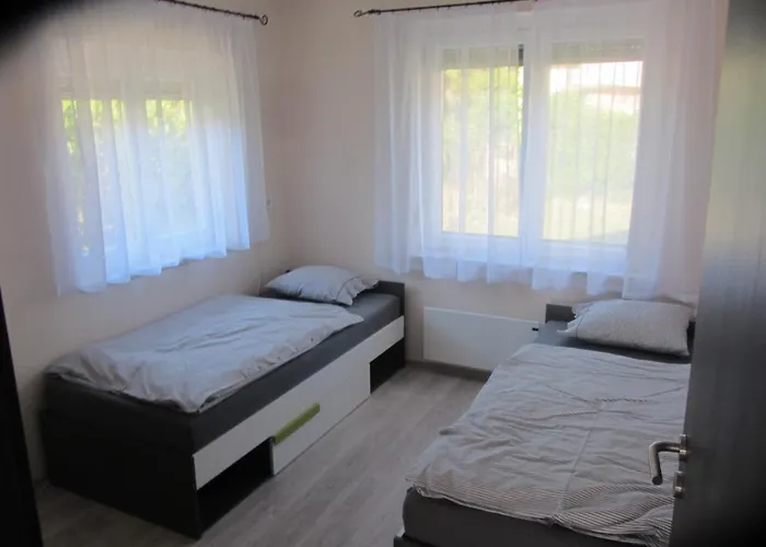 Aranykagylo 36 Дом отдыха *